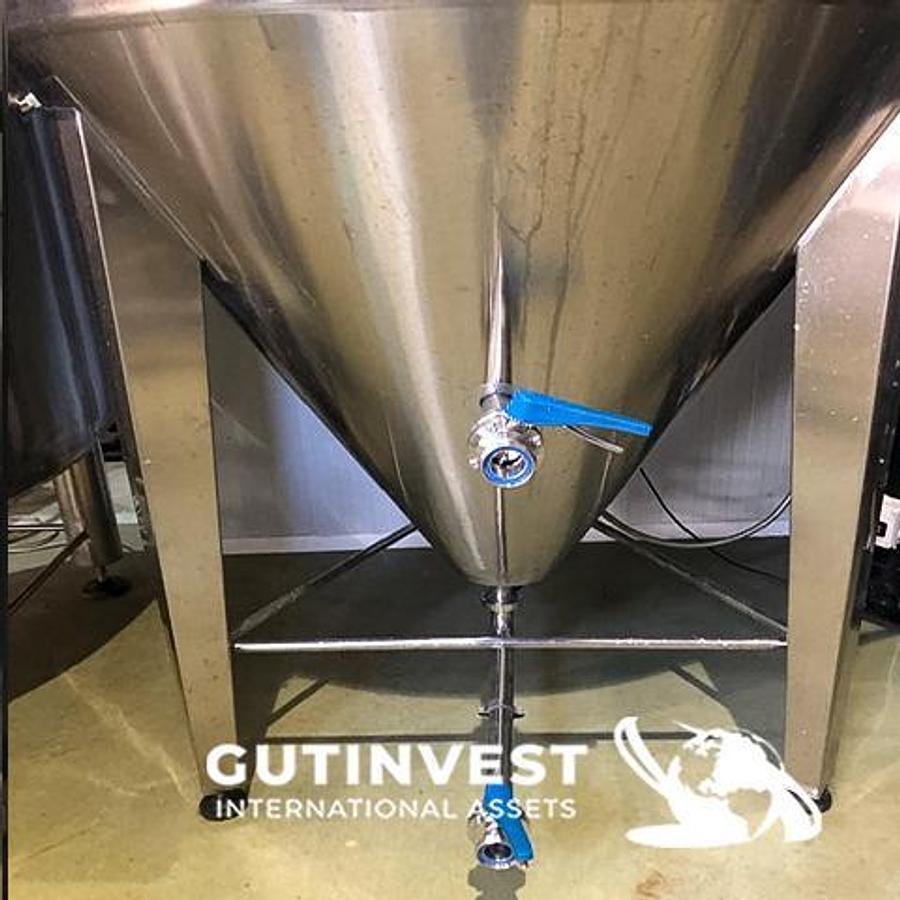 Used 2 - (x4) Stainless steel tanks