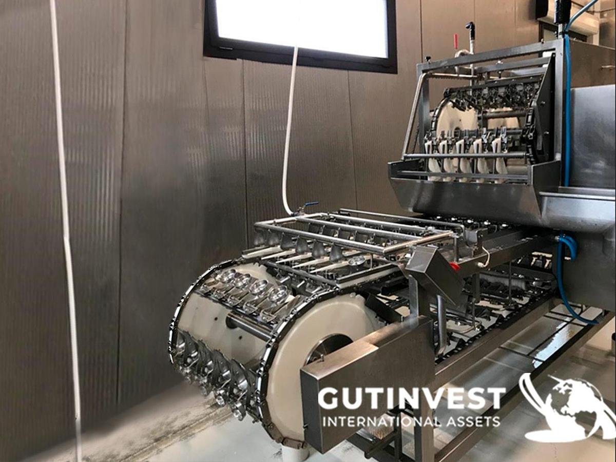 Used Automatic egg cracking machine