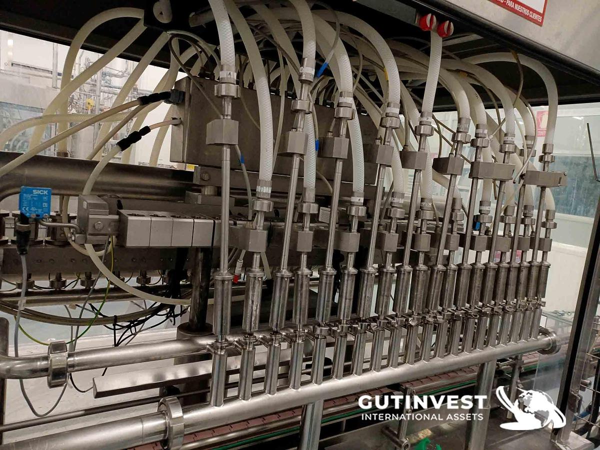 Usado 18 - Máquina llenadora de botellas