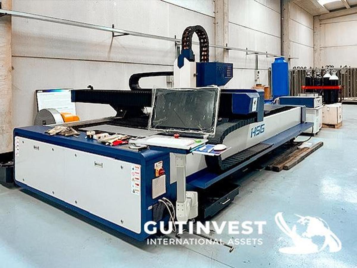 Used 1 - Fiber laser cutting machine - 3kW