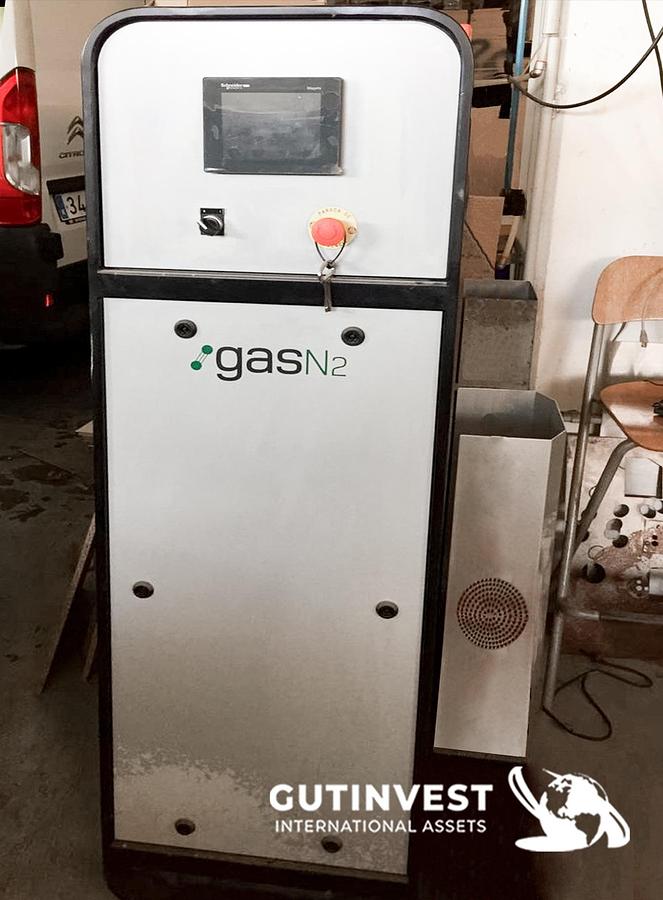 Used Nitrogen generator with tank