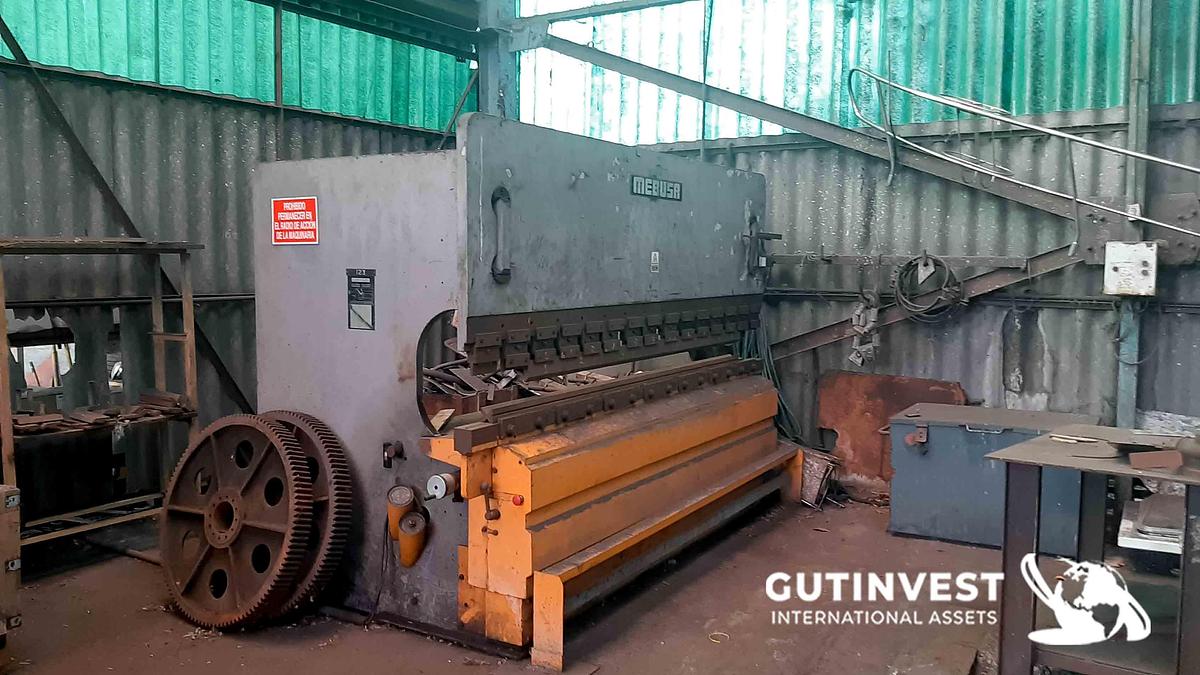 Used 2 - Hydraulic press brake