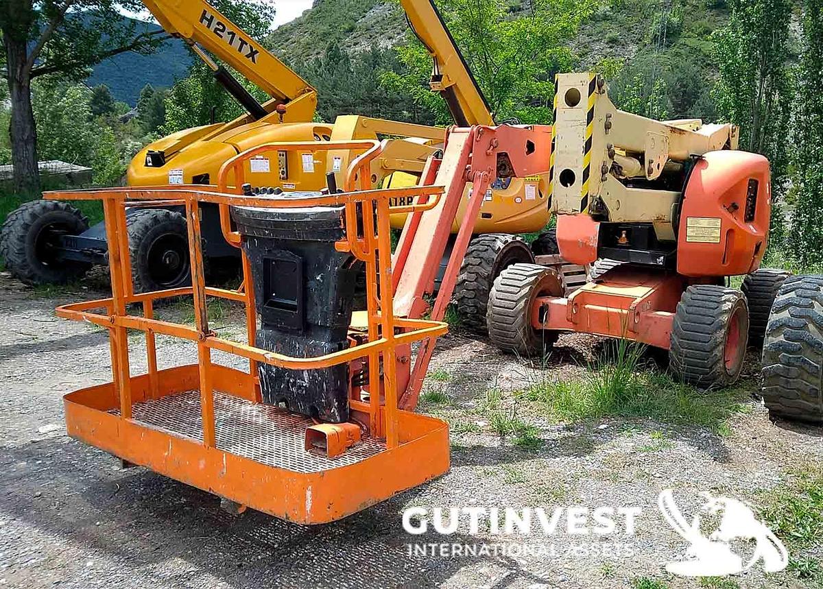 Usado 3 - Plataforma elevadora articulada diésel