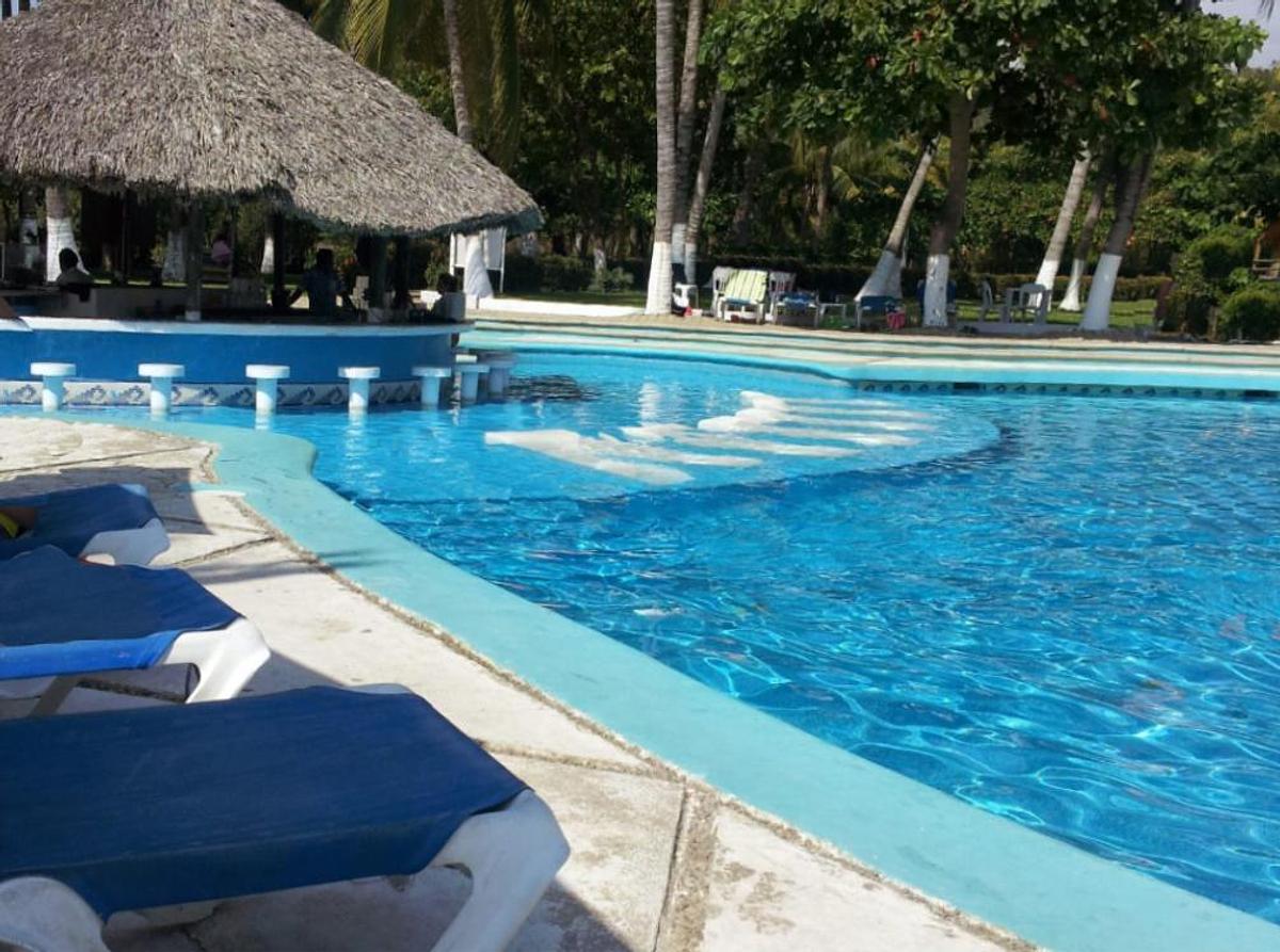 Used 1 - Tourist complex of 87.925m2; Builded surface 11.855m2