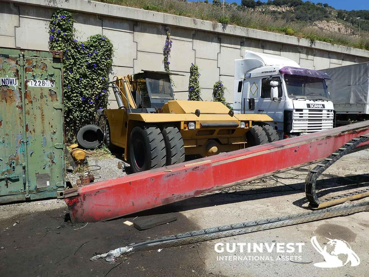 Used 1 - Reach Stacker - 40 Tn