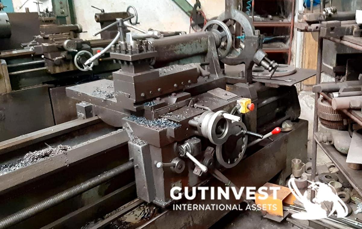 Used 2 - Lathe for metal