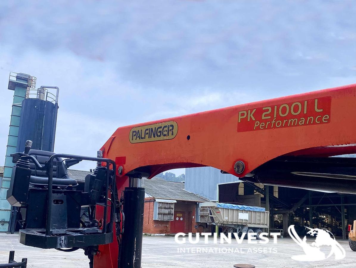 Used 1 - Jib crane for truck