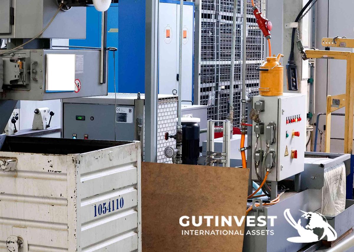 Used 1 - Vertical Turning and Grinding Center
