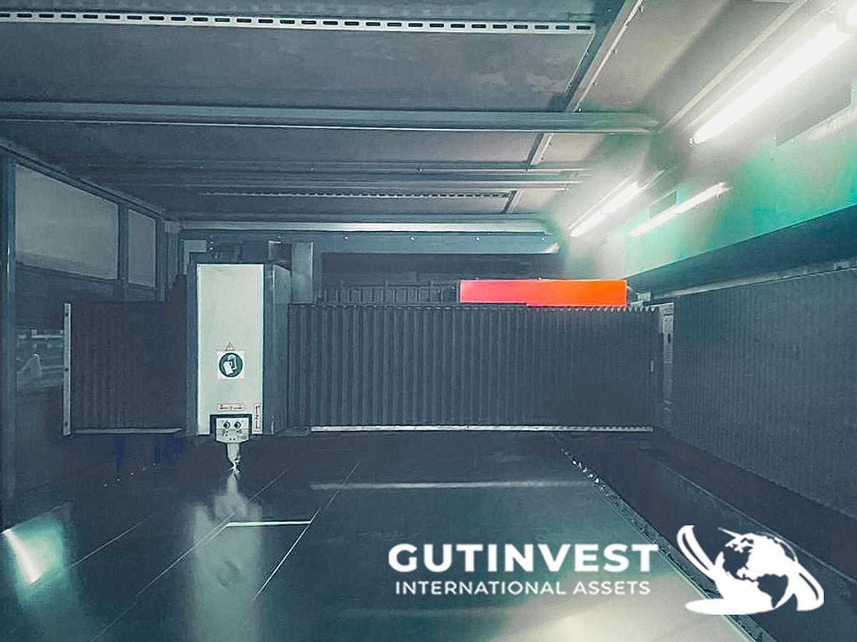Used 1 - Fiber Laser Cutting Machine - 6kW