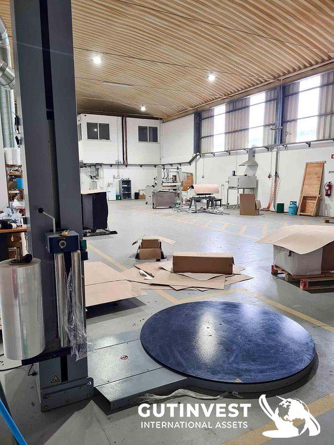 Used 3 - Pallet wrapping machine