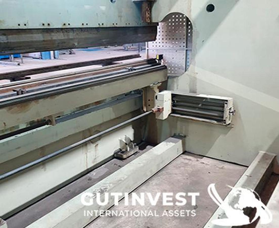 Usado 1 - Plegadora CNC