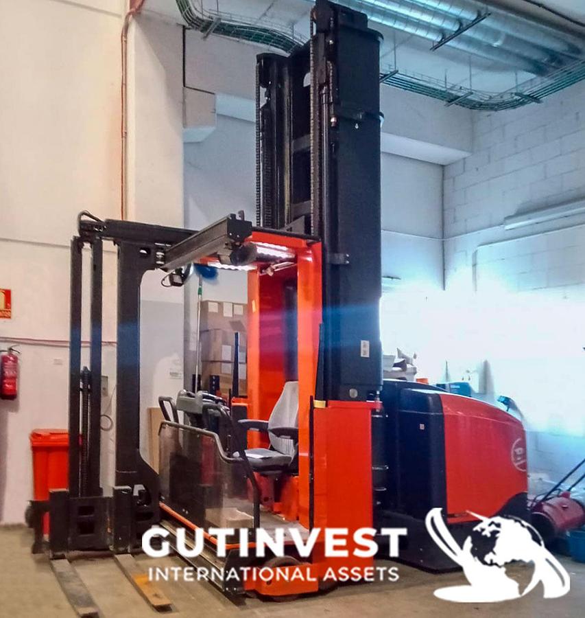 Used Electric Side Loader Forklift - 10 meters
