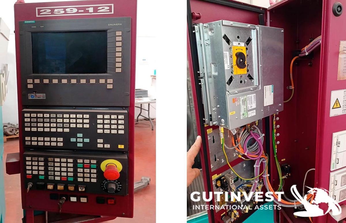 Used CNC milling machining center - 4 axes