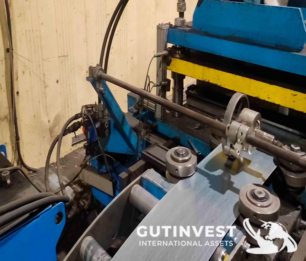 Used Metal Roll forming machine for C Z profiles