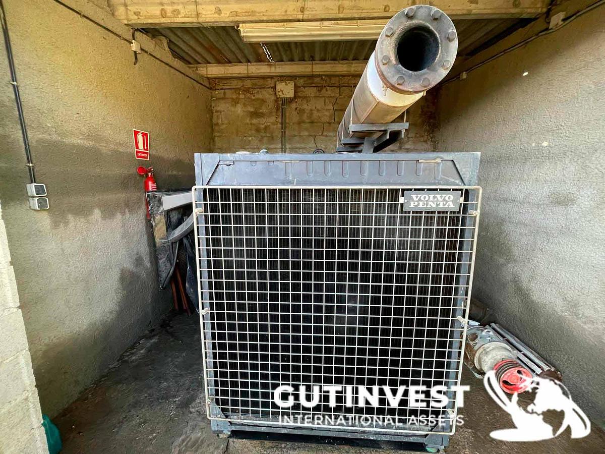 Usado Generador diésel 330Kva