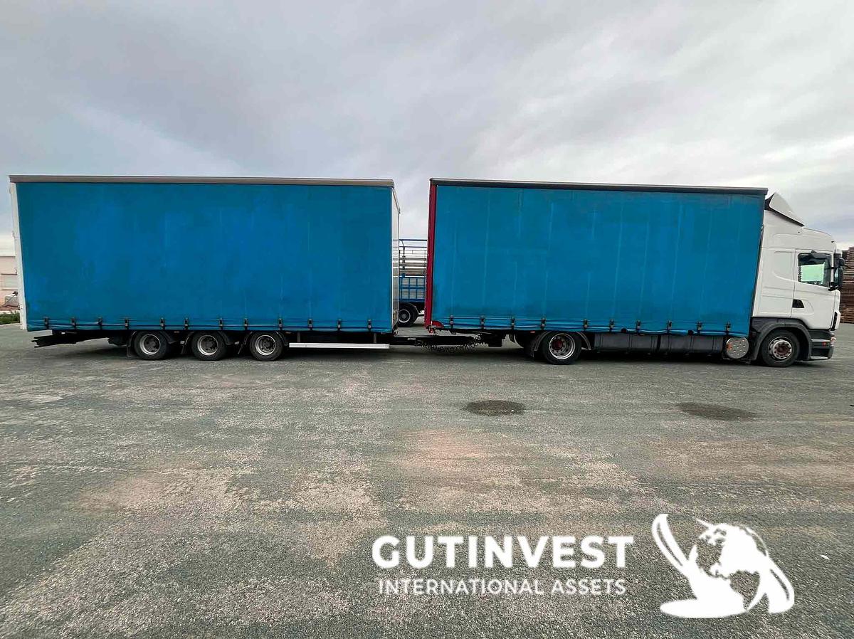 Used 1 - Truck with double trailer