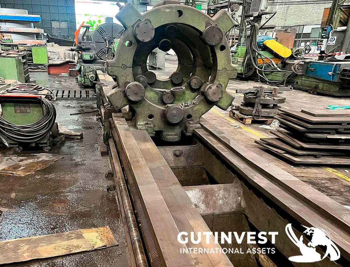 Used 1 - Horizontal lathe - 10 meters