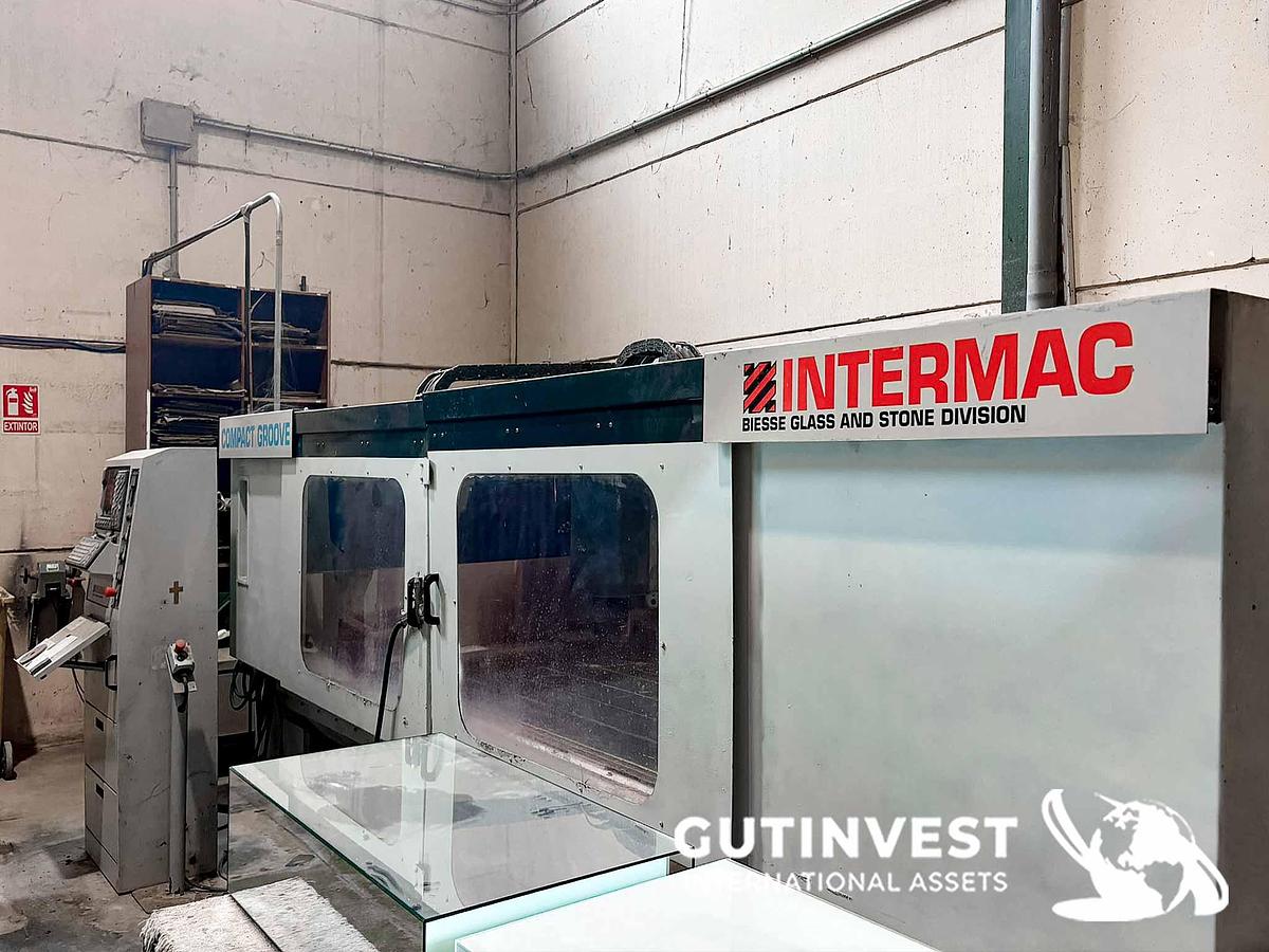 Used 5 - CNC glass fluting machine