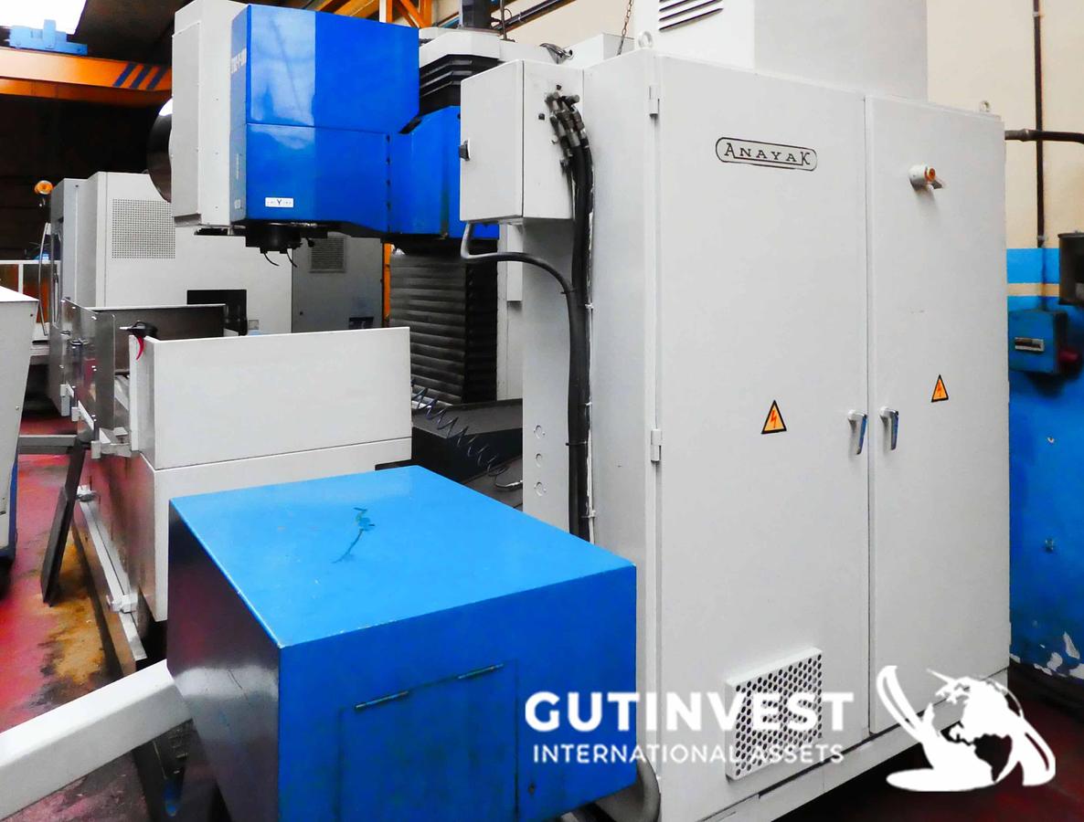 Usado Fresadora de columna móvil cnc
