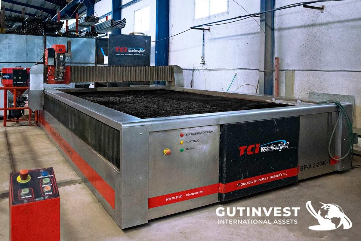 Usado 1 - Máquina de corte por agua - 4x2metros