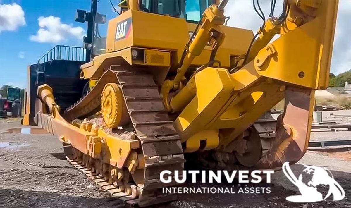 Used BULLDOZER