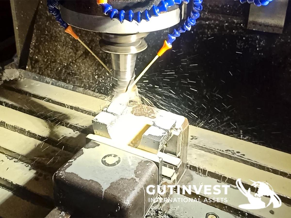 Used 1 - CNC Vertical Machining Center