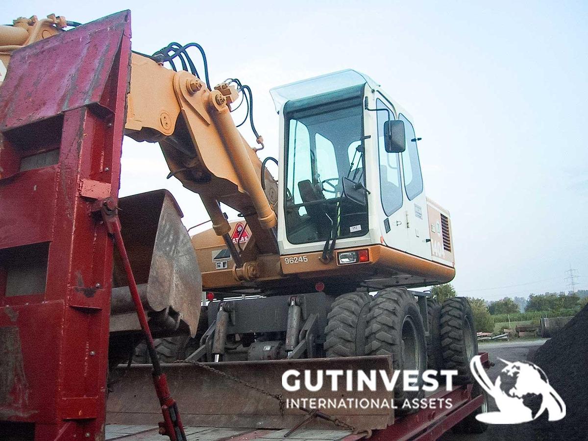 Used 1 - Wheel excavator