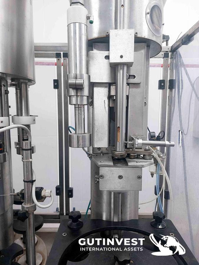 Used 2 - Filling - Bottling Machine - 8 spouts