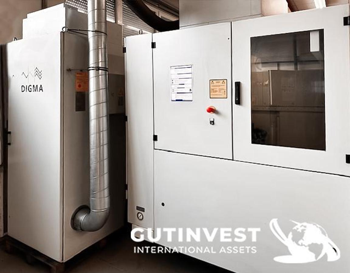 Used 1 - CNC Machining Center - 3 Axis