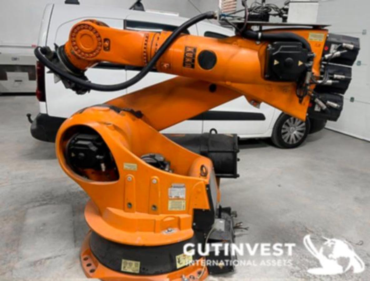Usado ROBOT INDUSTRIAL