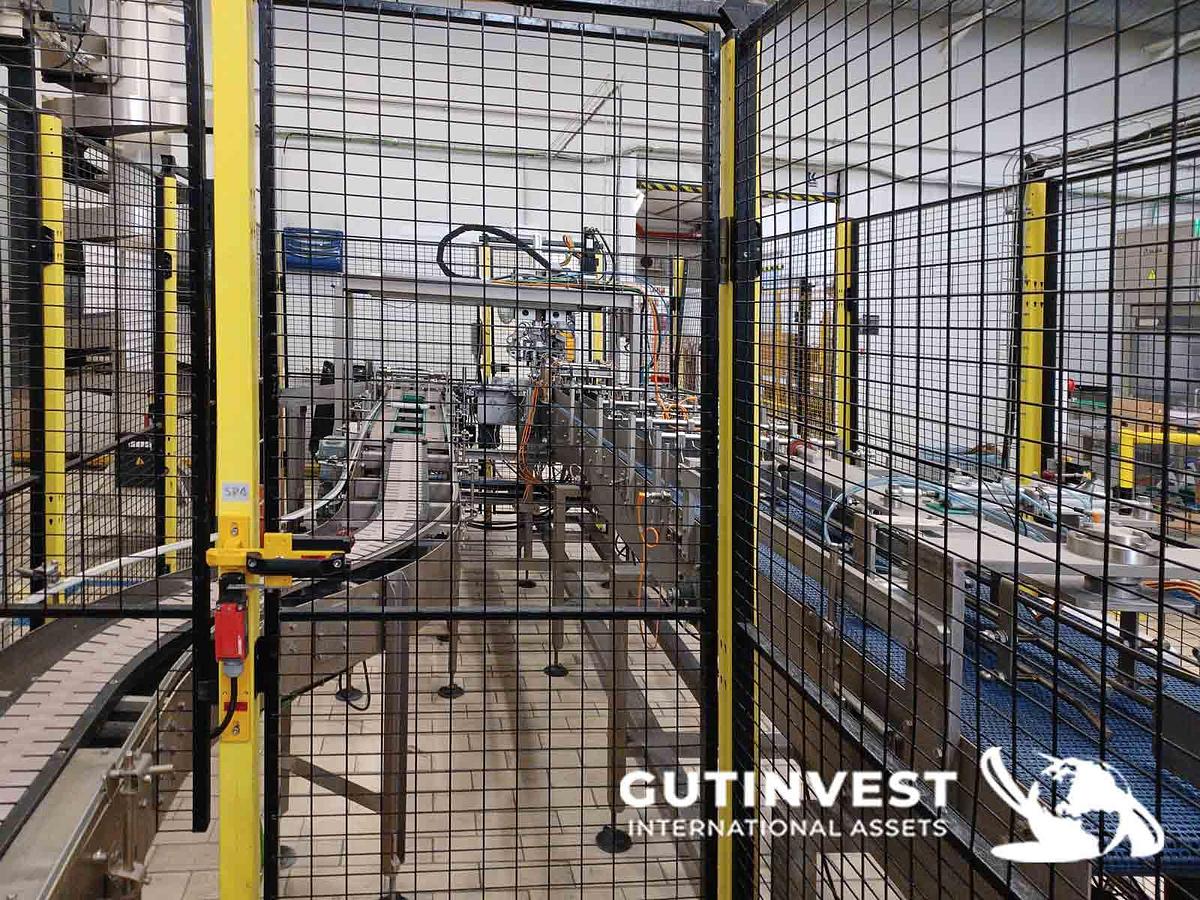 Used 6 - box packaging machine