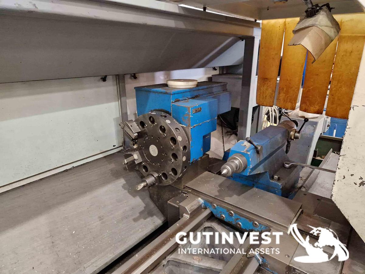 Used 1 - CNC lathe - 4 meters