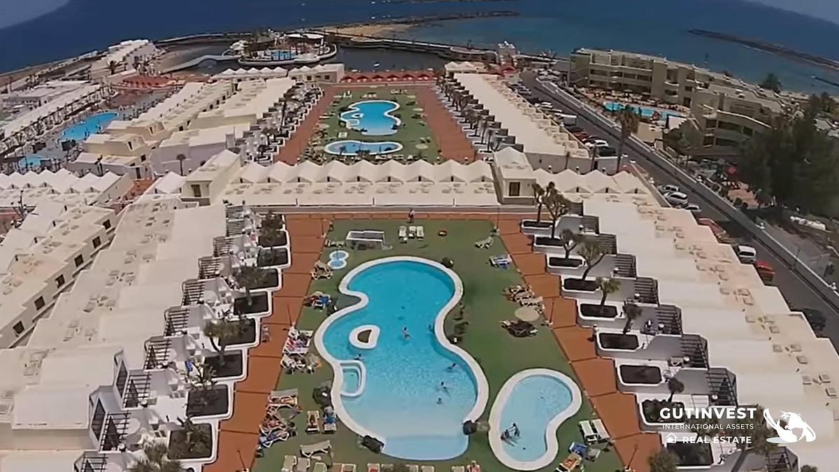 Usado 1 - Complejo turístico hotelero - 4 estrellas - 132 apartamentos