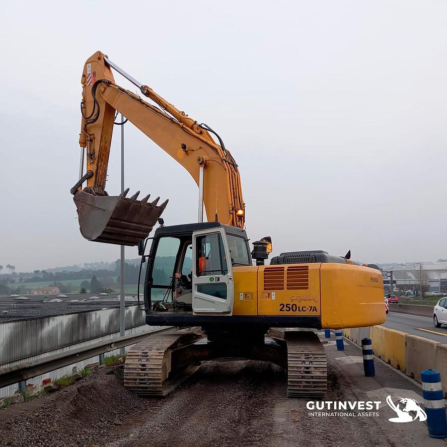 Used 1 - Crawler excavator