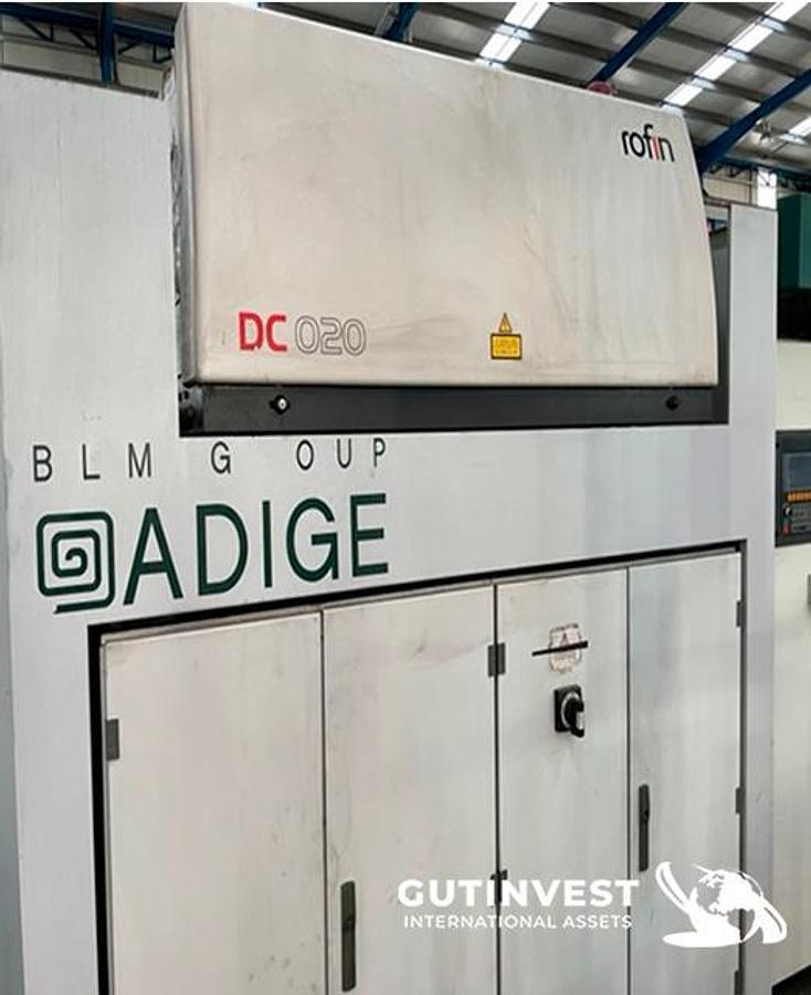 Usado 1 - Máquina de corte por láser de tubo CNC