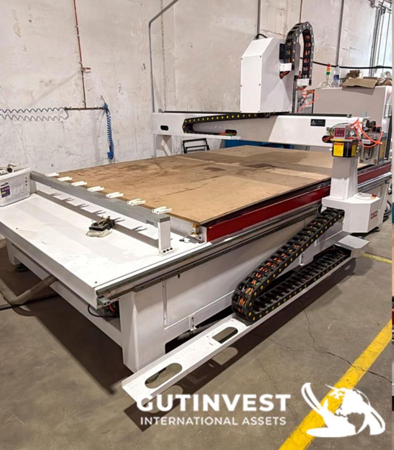 Usado MESA DE FRESADO Y CORTE CNC PAA MADERA