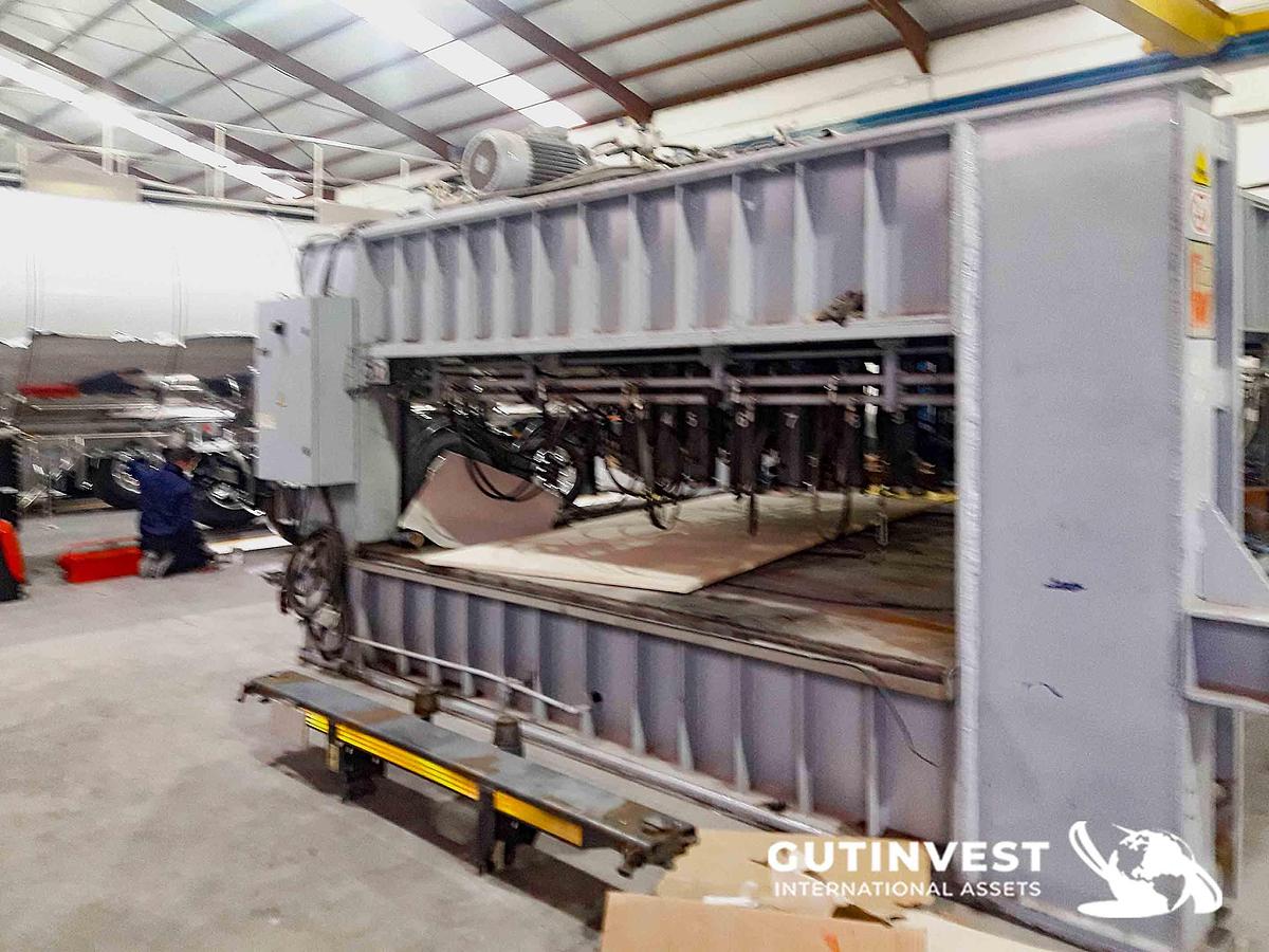 Used 1 - Hydraulic press for hydroforming