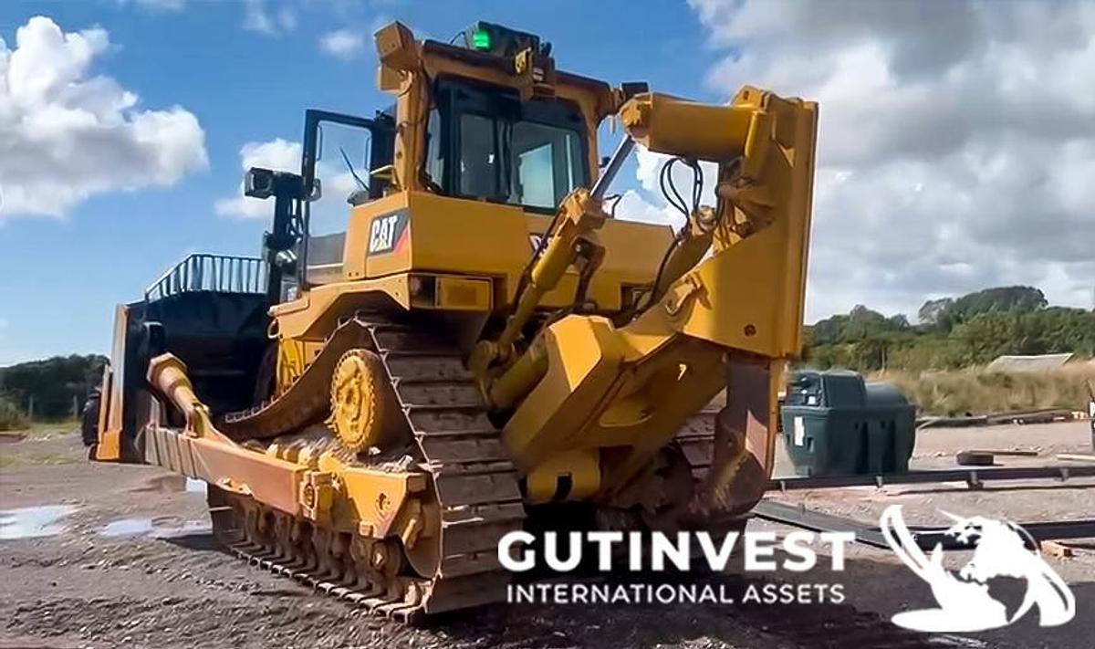 Used BULLDOZER