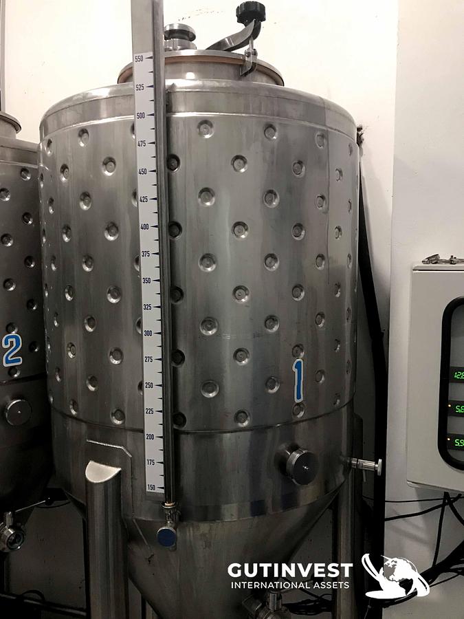 Usado 1 - Llenadora taponadora monobloc - botellas de 0,33 y 0,5lts.