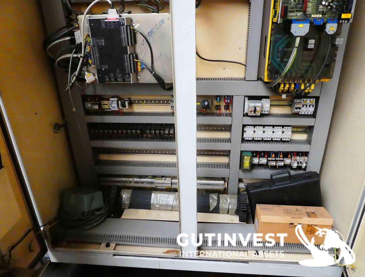 Usado Fresadora de columna móvil cnc