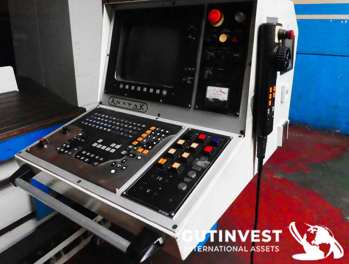 Usado Fresadora de columna móvil cnc