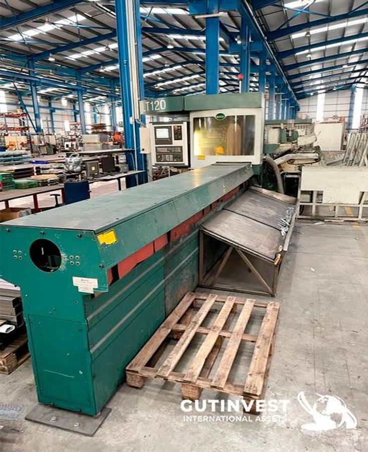 Usado 1 - Máquina de corte por láser de tubo CNC