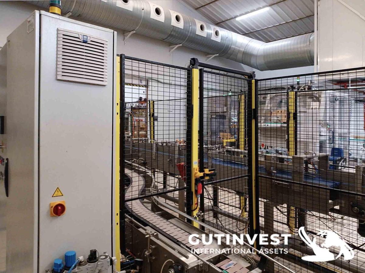 Used 6 - box packaging machine