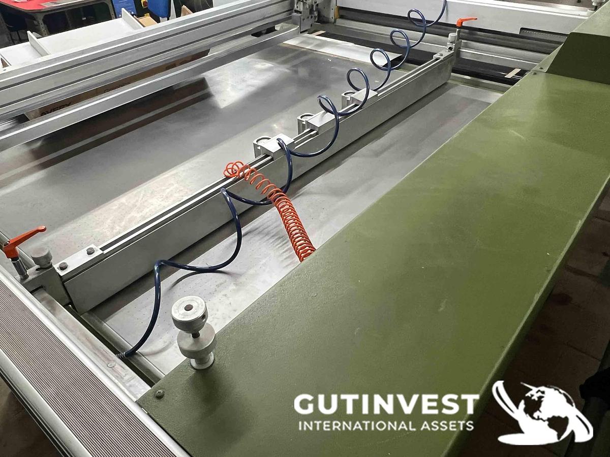 Used 1 - Screen printing machine