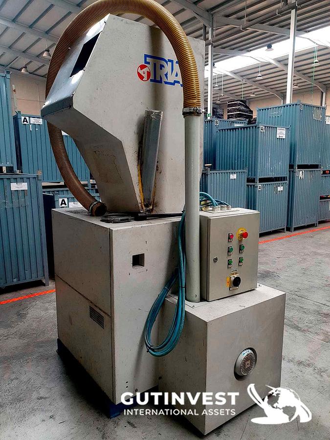 Used 1 - Horizontal cutting granulator