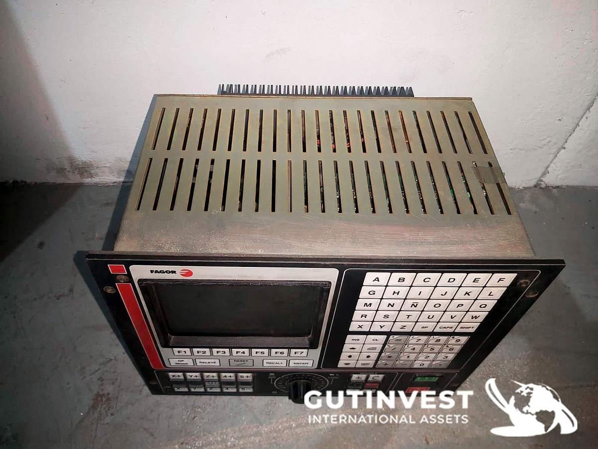 Usado 30 - Control numérico fagor