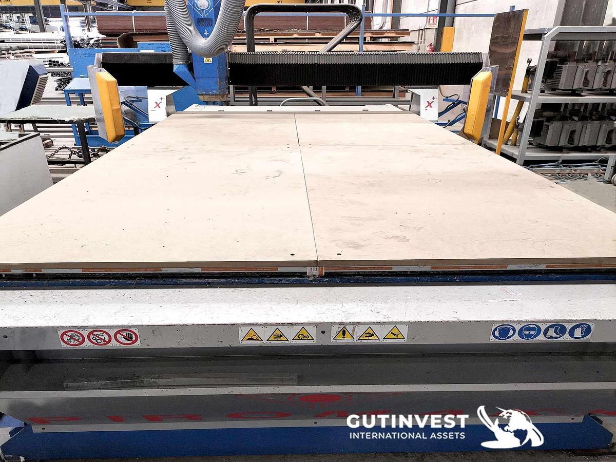 Usado 1 - Pantógrafo CNC corte, y fresado de aluminio, aleaciones,...