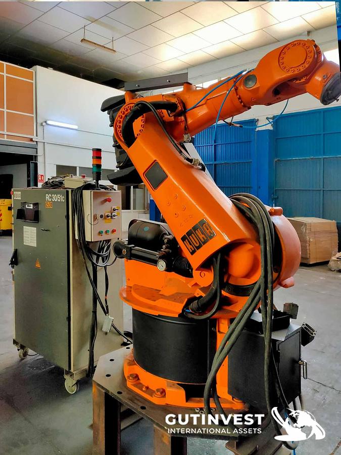 Usado 2 - Robot industrial - 6 ejes