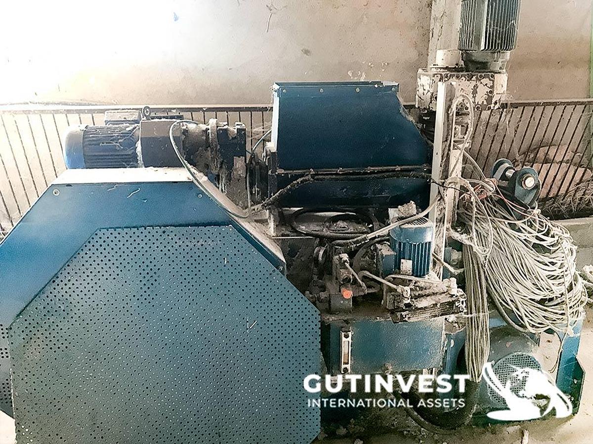Usado 1 - Lote de dos prensas para fabricar briquetas