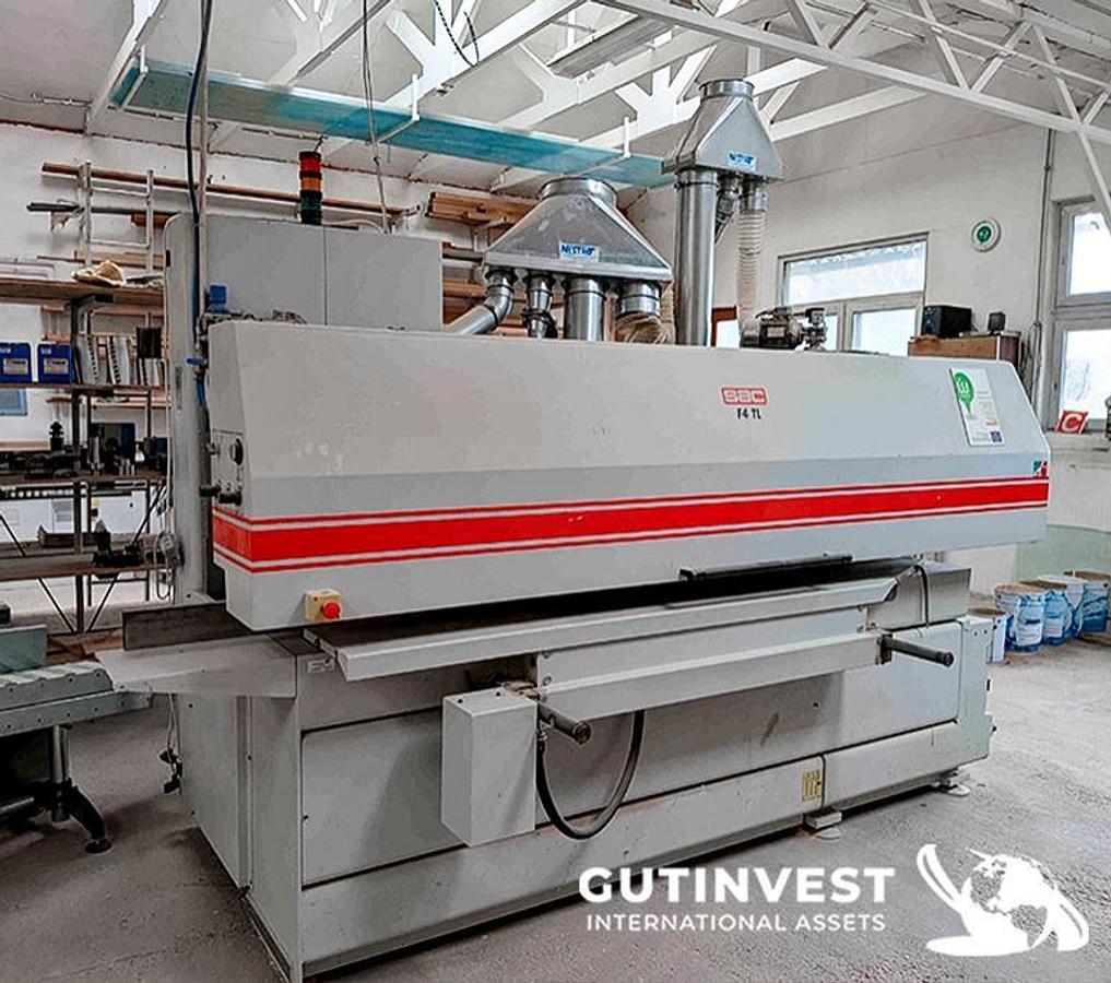 Usado 2 - Centro angular CNC puertas y ventanas